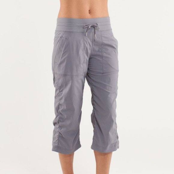 EUC Lululemon Studio Crops